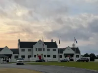 Luxurious Legends Golf Course Condo Hotels in Red Hill