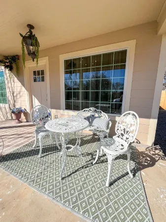 Enchanted Chateau of Norman Отели рядом с достопримечательностью «STASH»