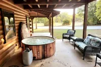 Spacious log cabin for country getaway
