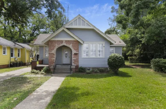 Cozy Home Near DT, AFB, and ASU!