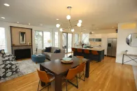 Treetop Retreat With Seasonal Views of the Kalamazoo River