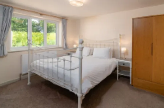 Louisa's Cottage - Beautiful Family Property in Rural Hampshire