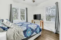 Cozy 2 bedroom home near downtown Gaffney.