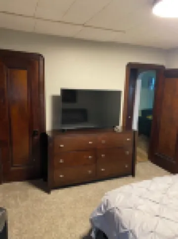 Recently updated apartment in a Triplex unit #1 close to wineries and the lake.