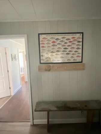 Fin's Fish Camp at Harker's Island