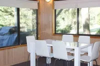 Escarpe Country Club Cabin