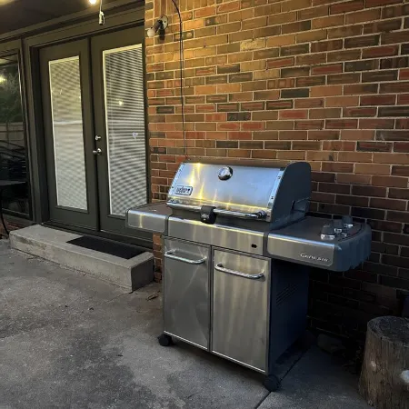 Mid-West Mod-1 mile to OU-Central Norman-Sleeps 16