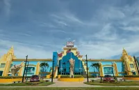 Bahama Breeze Retreat