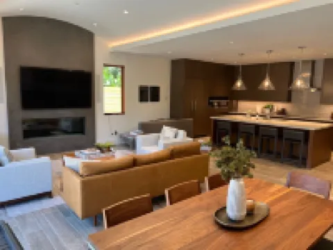 St. Helena Property in the heart of Wine Country