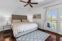 Your Luxury Getaway on Biltmore Golf Links Course, Phoenix AZ!