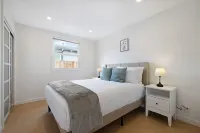 Walk to Beach - Remodeled Coastal 3 Beds Home Safe Town Highway 1 Near SF / SFO