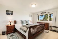 Red Hills Horizon: A Two Bedroom Suite with Hot Tub