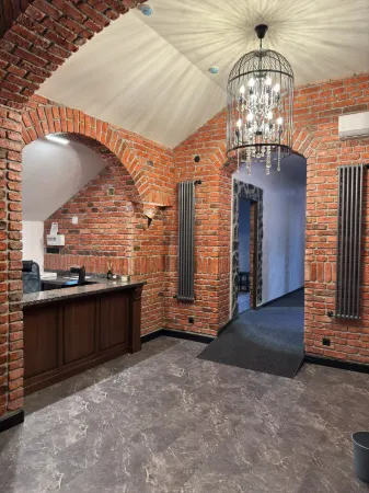 Cherdak Mini Hotel Отели рядом с достопримечательностью «Николо-Дворищенский собор»