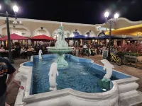 Stunning 2BD/2Bath Condo- Steps from beach, restaurants & shopping!