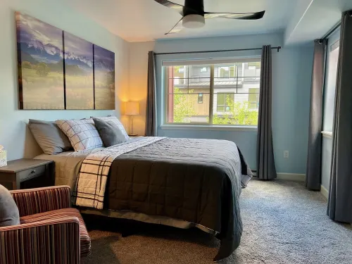 Comfortable 1 Bed/1 Bath with A/C, Hot Tubs & Great Amenities