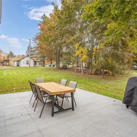 Entire Home Near Lake Superior