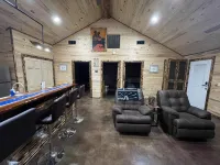 Minutes away from one of the greatest crappie fishing lakes in the world