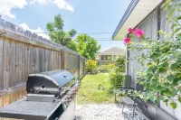 Put your toes in the sand in Naples, Florida-5 min from Famous Vanderbilt Beach!