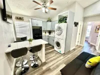 Cozy Studio Near Theme Parks