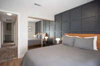 Casa Leon: 4BR House w/ Pool near Strip! 綠色山谷住宿飯店