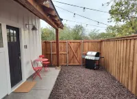 Blanche's Loft Hotels in Graham