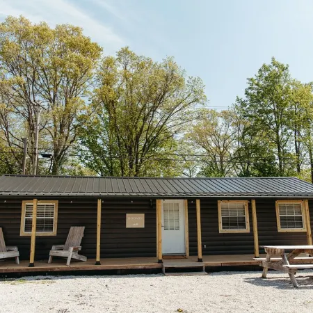 Boone's Bluff RRG- HUMBLE COZY STAY w/ Firepit