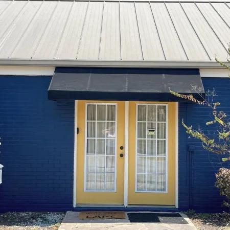 Tejas Waterfront Apartment on Lake Sam Rayburn