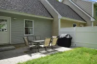 New Year Round Rental - 1/4 Mile To Short Sands Beach & Downtown York