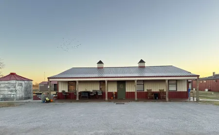 Bunkhouse Cabin The Lazy Buffalo Cache Wichita Mountains Family Reunion Kitchen Отели в г. Кэш