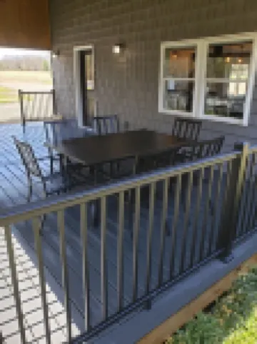 Fully Renovated rural cottage in the perfect spot!