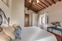 Wonderful family chalet, with swimming pool and panoramic terrace