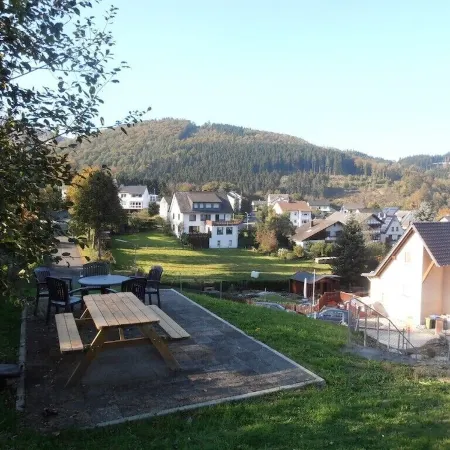 14 Persons Feriënhaus with bar, sauna and Poolbiljart. Отели в г. Брилон