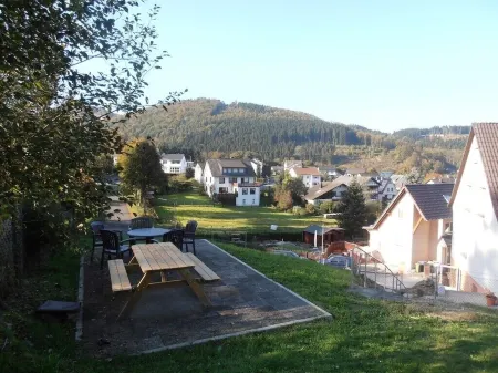 14 Persons Feriënhaus with bar, sauna and Poolbiljart. Отели в г. Брилон