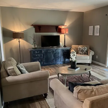 Sleeps 6 in prime location