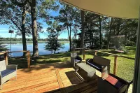 Buffalo Lake Retreat - charming lakefront 3 bedroom house-great fishing and fun Hotels in Marquette County