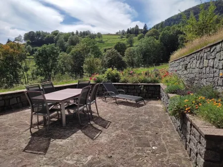 Apartment with Terrace in Chalet