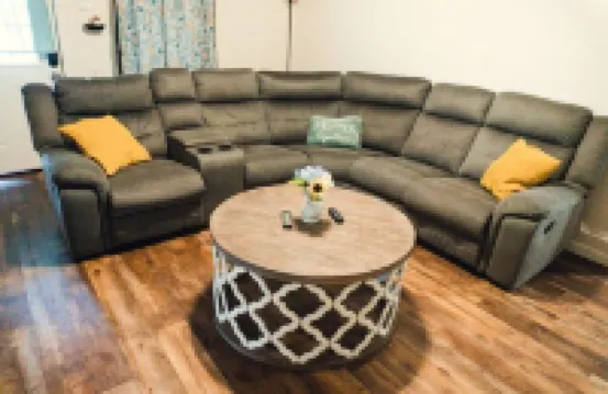 Downtown Cottage Getaway