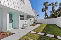 Welcome to Sunrise Island - 3 BR Oceanfront Condo
