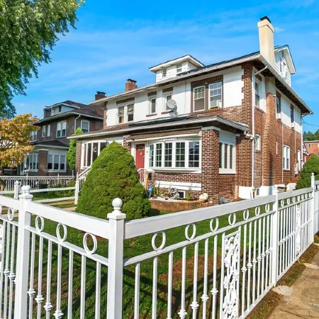 The Allentown Whitehouse