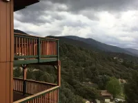 Mountain Getaway with Expansive Beautiful Views Hotels in Pine Mountain Club