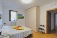 Single house with parking space and garden