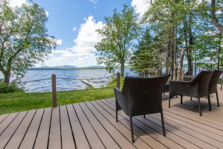 Gorgeous Sunsets, steps away from Lake Pleasant Golf Course!