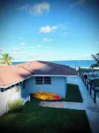 03 Beachfront- Rustic & Cozy Apartment(4-5 guest)