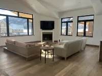 Brand New! Modern Organic Chalet Minutes from Town and the Resort