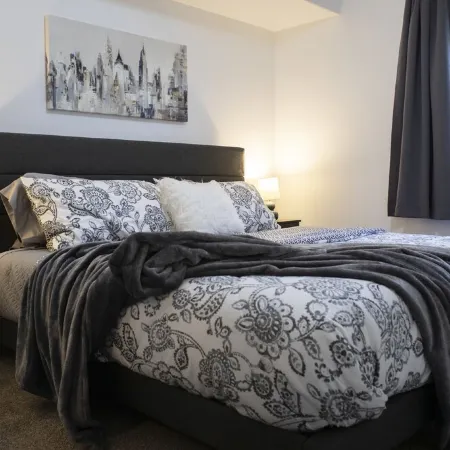 Modern 3-bedroom Guest Suite by Silicon Slopes
