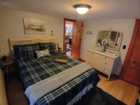 Schroon River Retreat Waterfront Property Hotels in Warrensburg