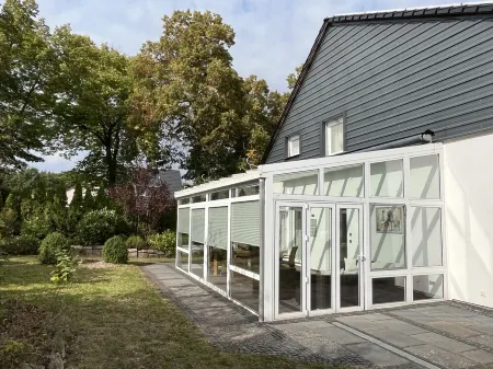 Beautiful large vacation home with conservatory at the Edersee/Kellerwald, dogs allowed