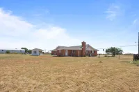 No Cleaning Fees! Large home. 15 minutes from everything!