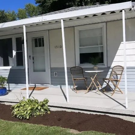 Newly renovated home by Cedar Point