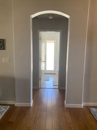 3 King Beds, Heated Pool!!